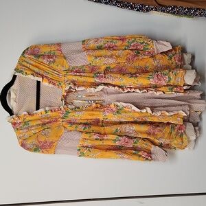 We are HAH Make it double robe robe size small